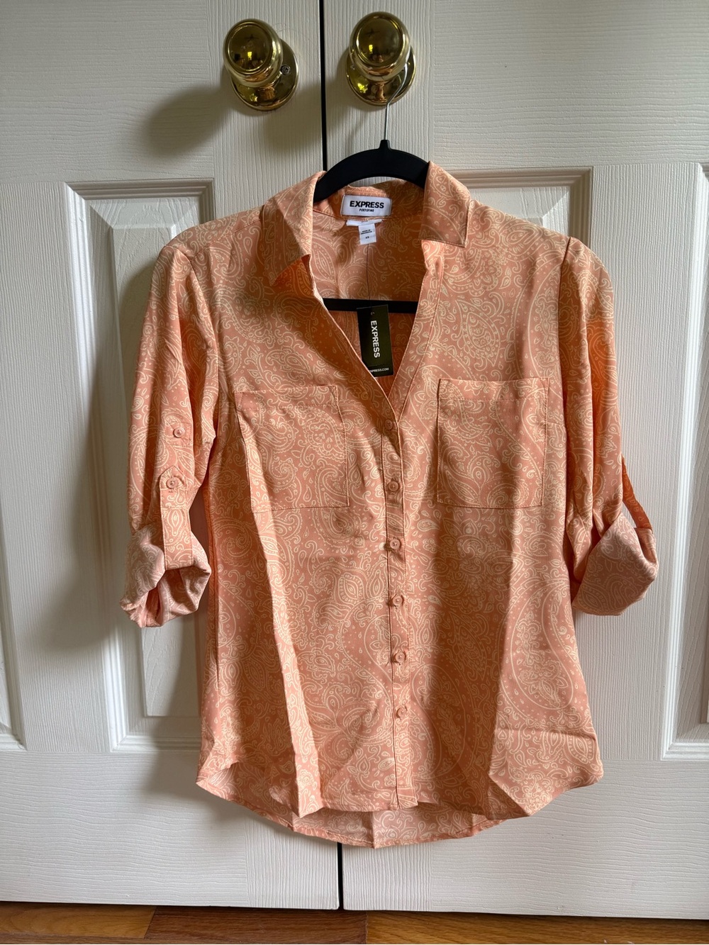 Express Peach Paisley Portofino Button-Up Blouse